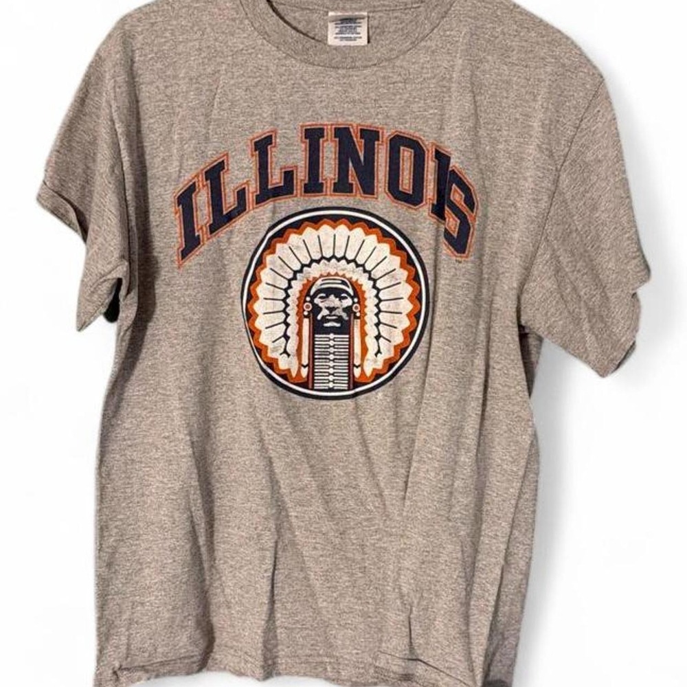 Vintage 90s Delta Pro Weight Illinois The Chief Graphic Tee Grey Mens Size M